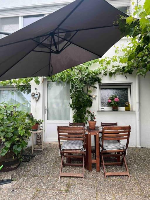 Apartment Am Rotweinwanderweg バート・ノイェンアール・アールヴァイラー エクステリア 写真