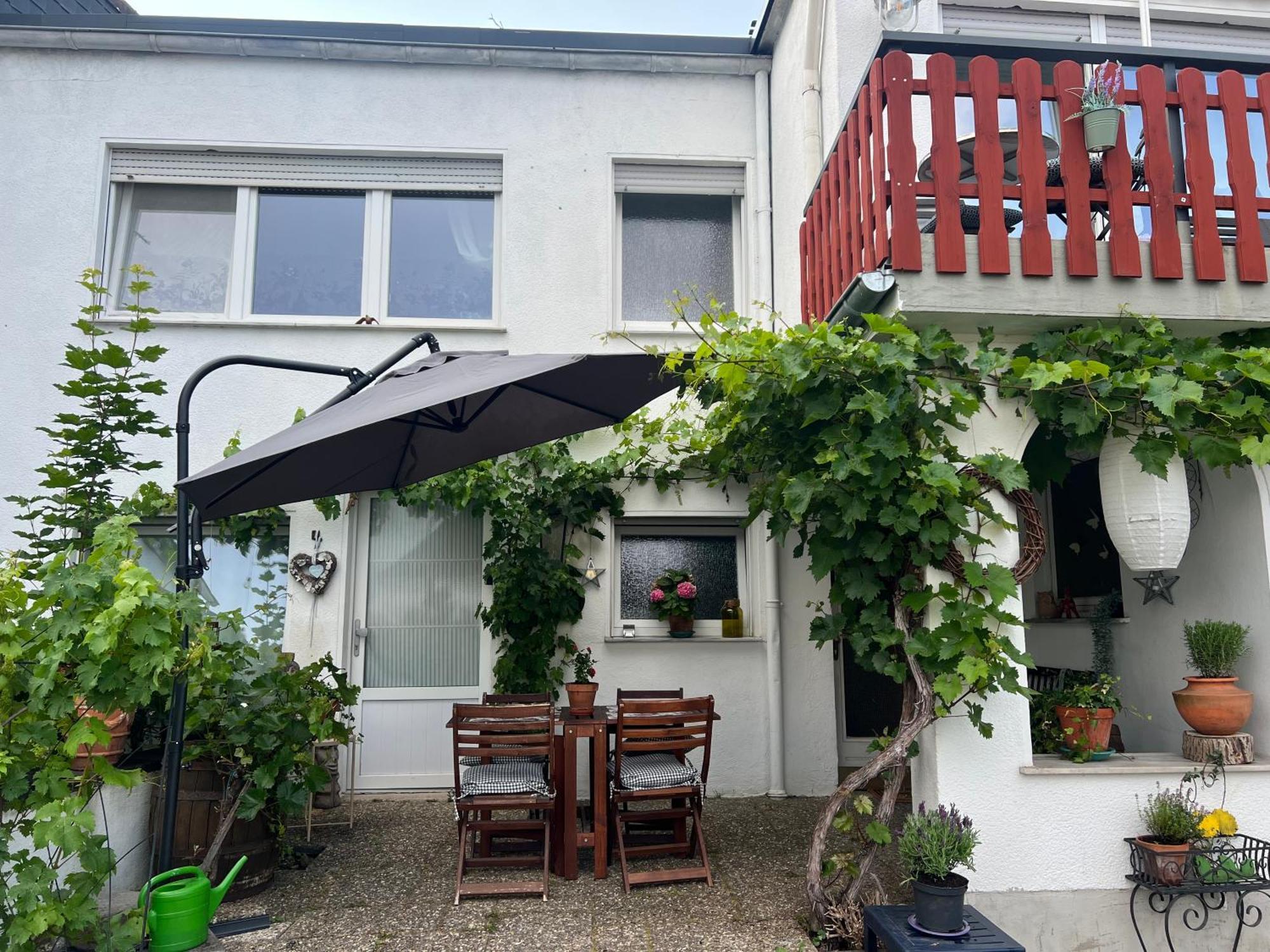 Apartment Am Rotweinwanderweg バート・ノイェンアール・アールヴァイラー エクステリア 写真